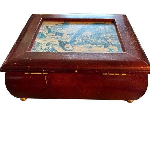 Gone With The Wind Scarlett O’Hara 1995 Jewelry Music Box *Works* - Picture 5 of 10